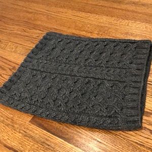 GAP crowl infinity scarf